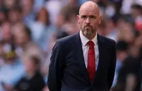 Erik Ten Hag Signs Manchester United Contract Extension as Dutchman Enters Third Season at Old Trafford
